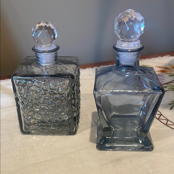 Elegant deep blue textures  Glass Decanter Set - new - Picture 1 of 3